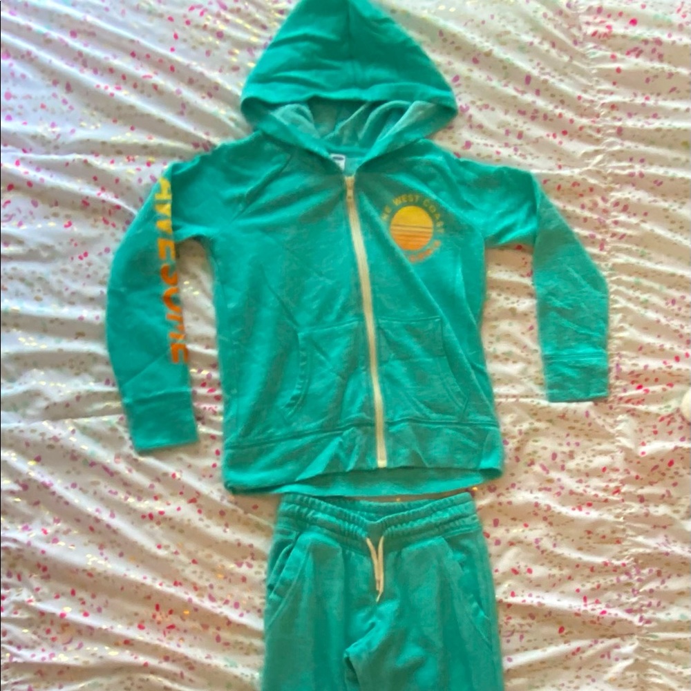 Girl’s Cozy 2 piece set